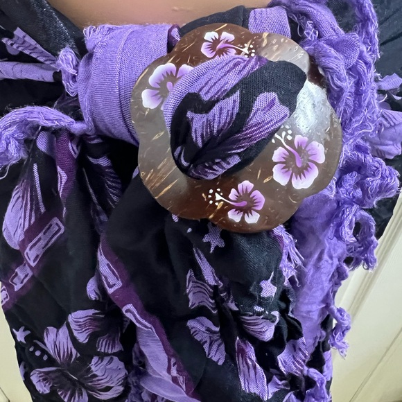 Purple & Black Hibiscus Halter Top and Sarong - Picture 6 of 6